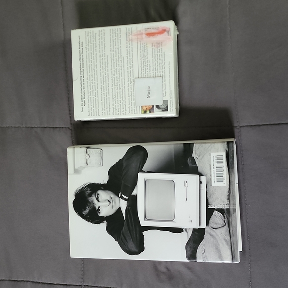 Steve Jobs bundle of book and Audio CD. *Book is used and Audio CD is new sealed - Picture 2 of 9